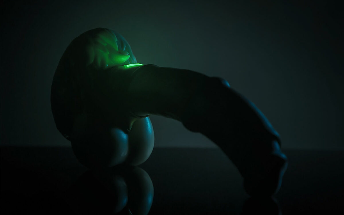 Clock sextoy glowing in the dark